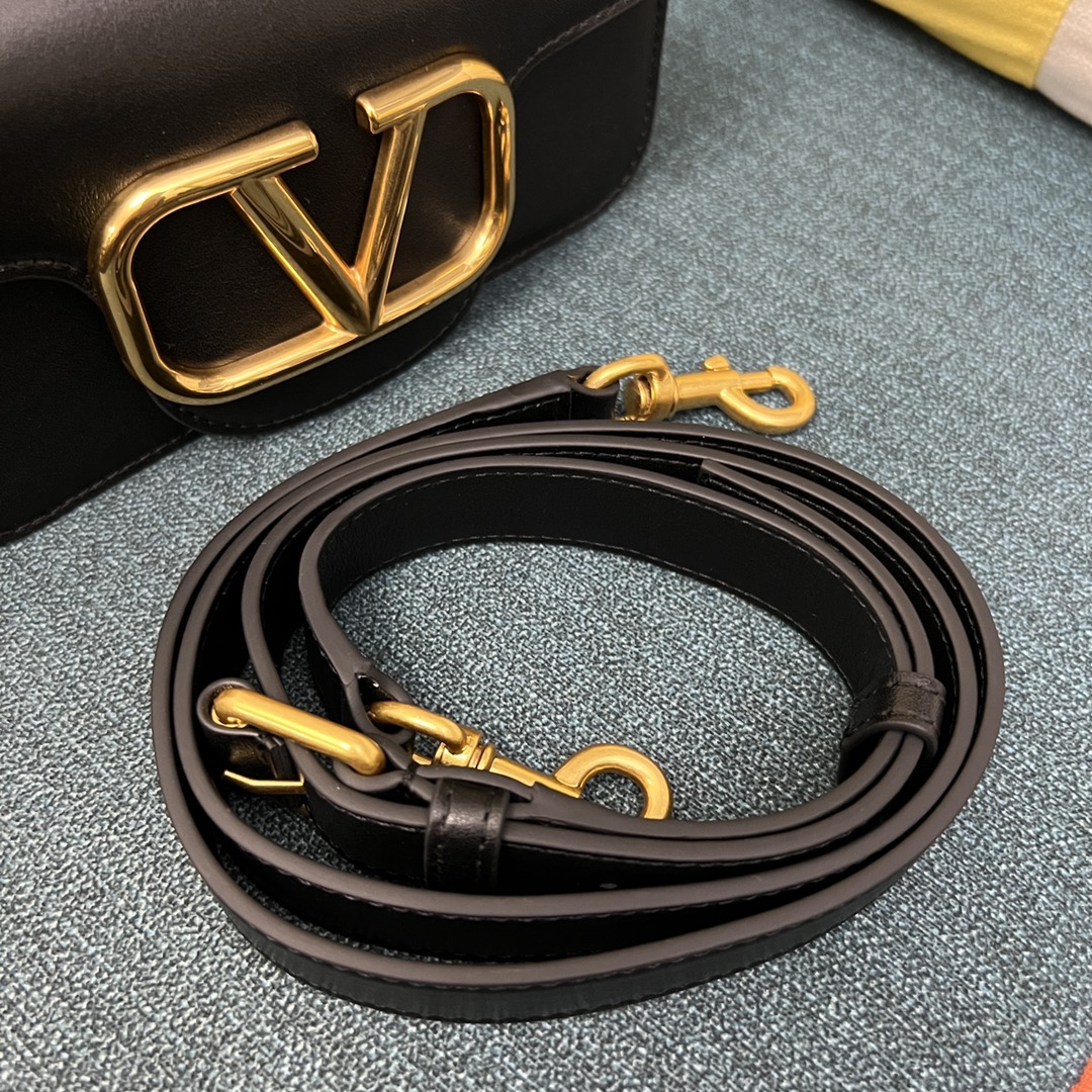 Valentino 00549