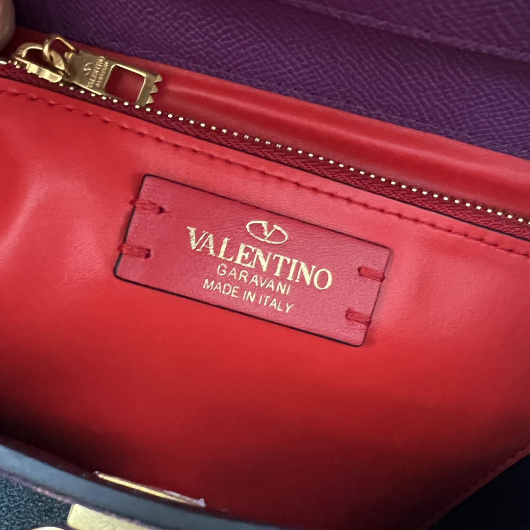 Valentino 00569