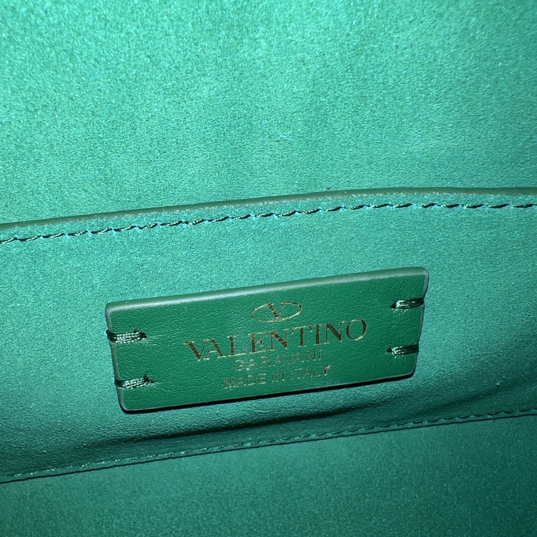 Valentino 00589