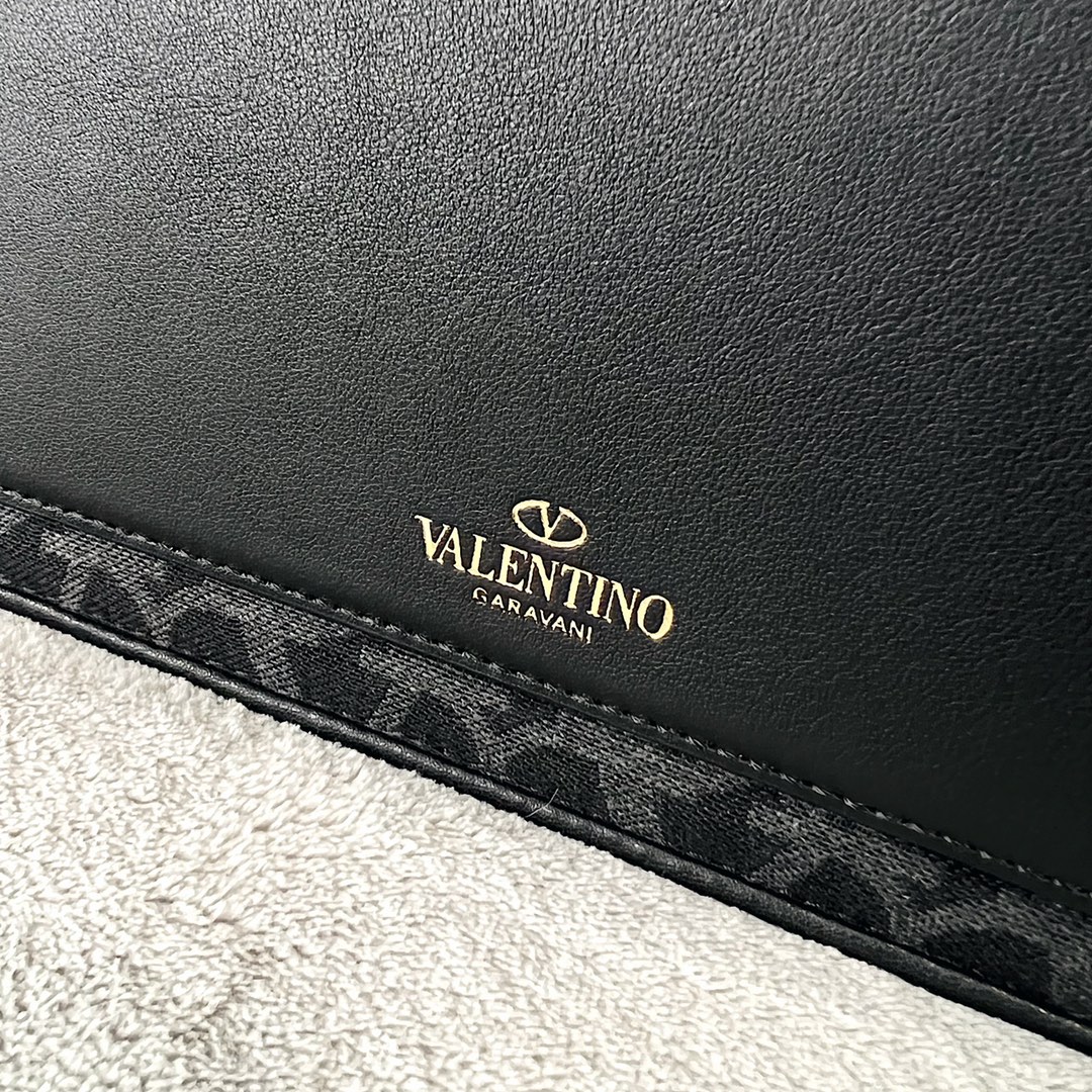 Valentino 00599