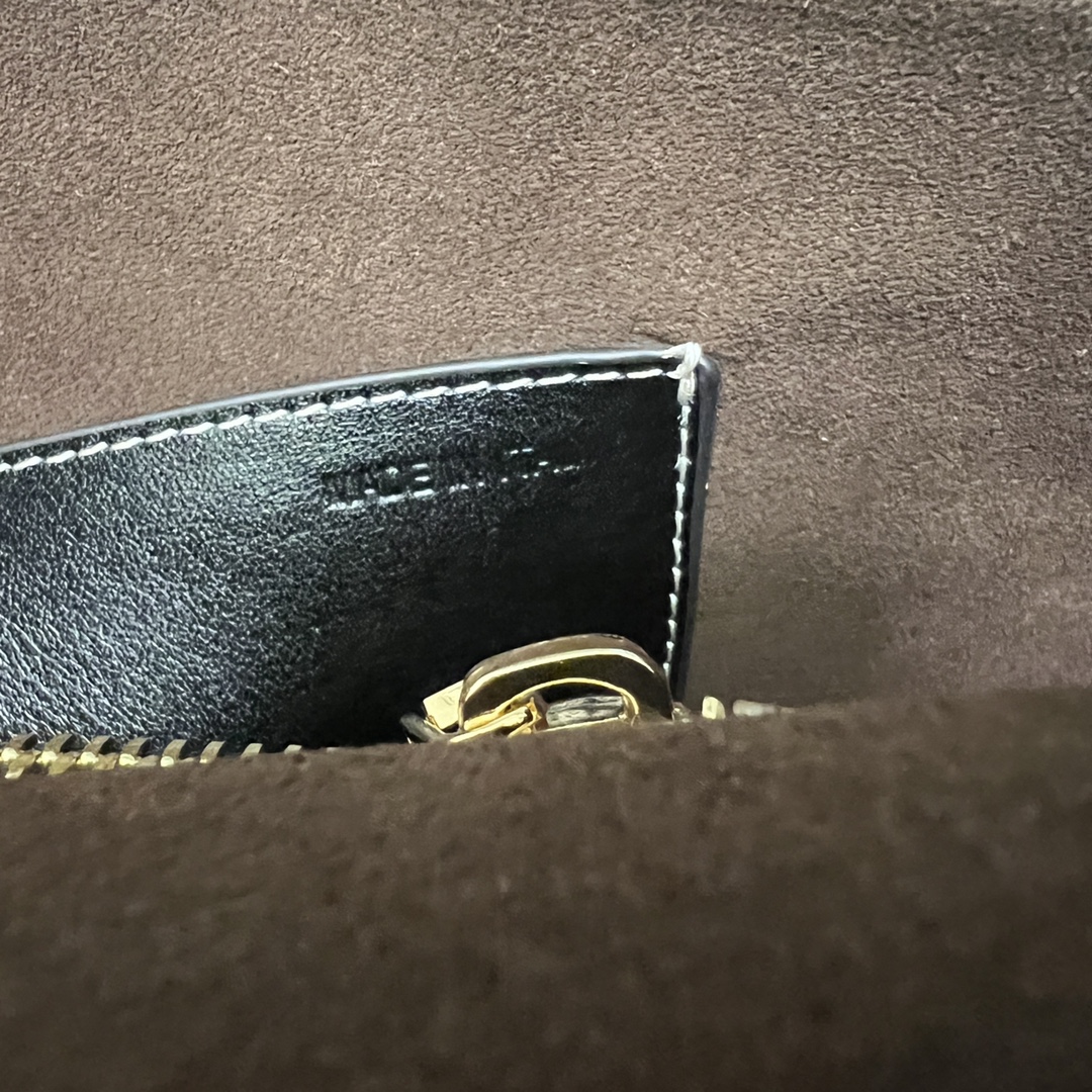 Valentino 00639