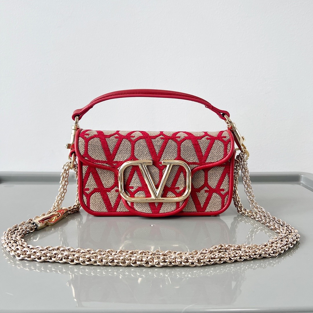 Valentino Garavani VLogo Embellished Tote Bag | Red
