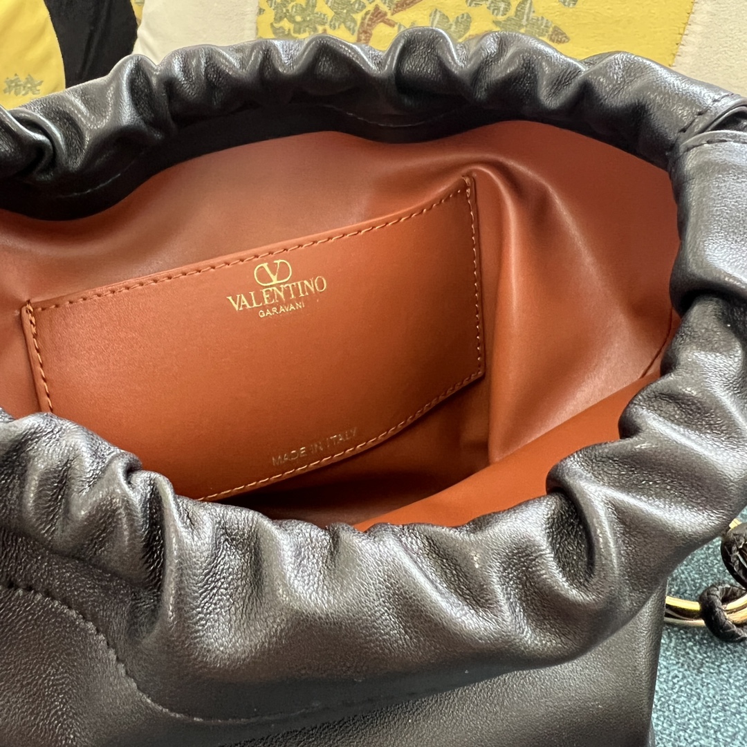 Valentino 00669