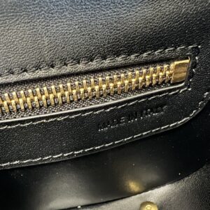 Valentino 00679