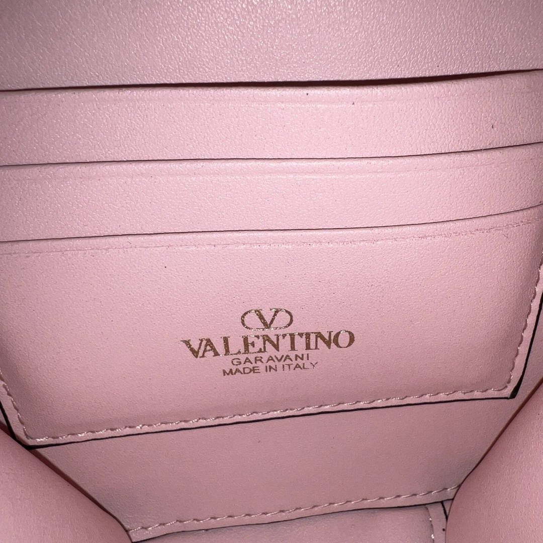 Valentino 00689