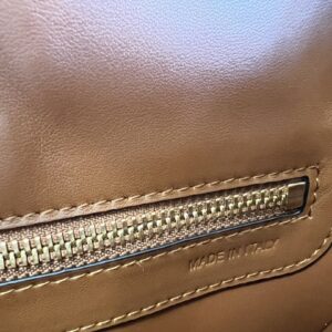 Valentino 00699
