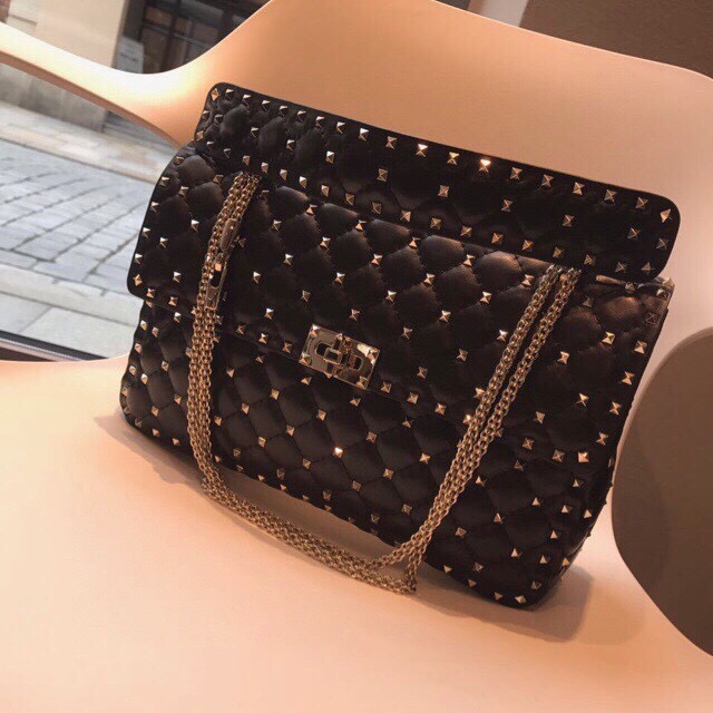 Valentino  00699