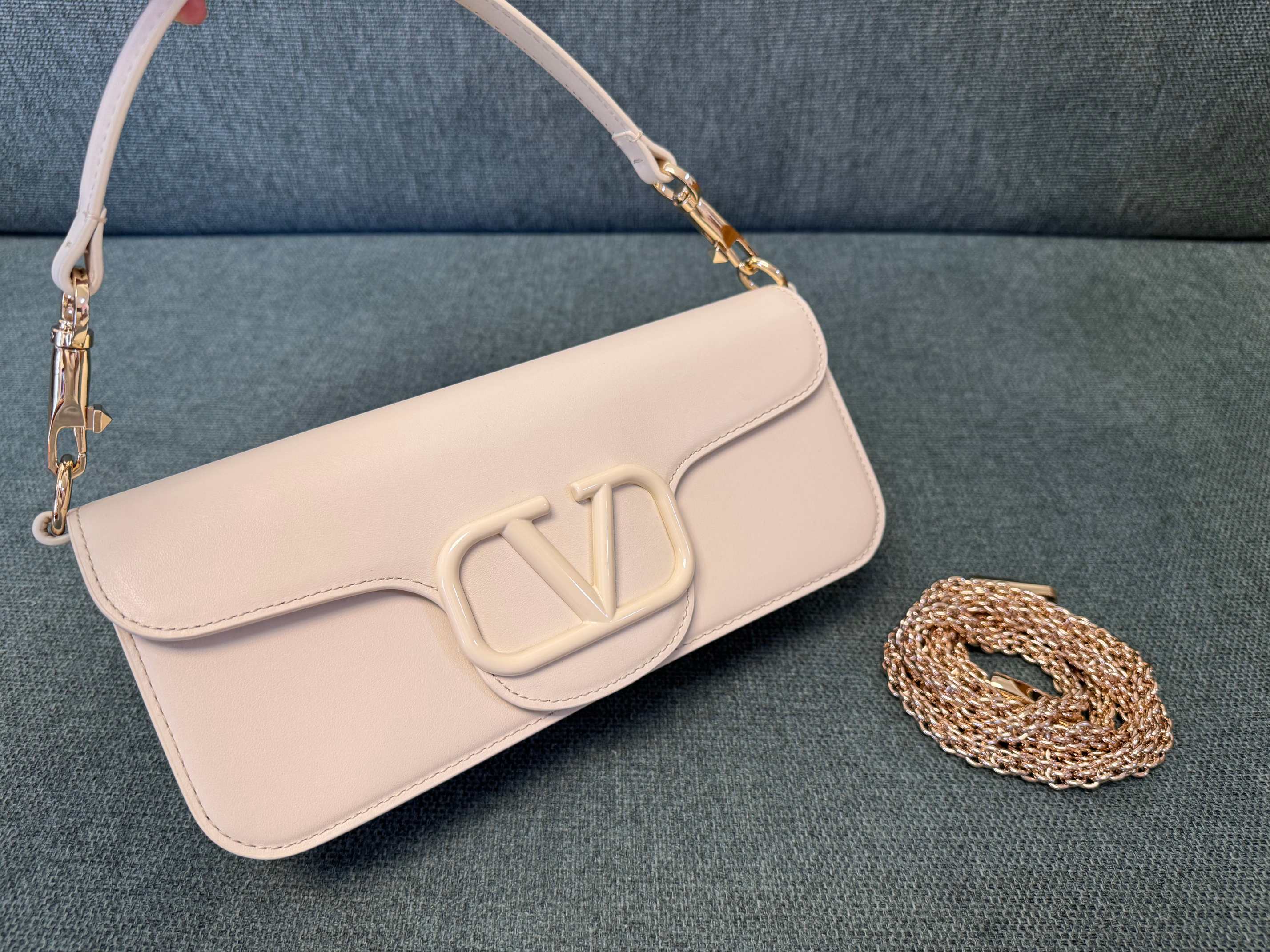 Valentino Garavani Loco’ Pink Womens Valentino Garavani