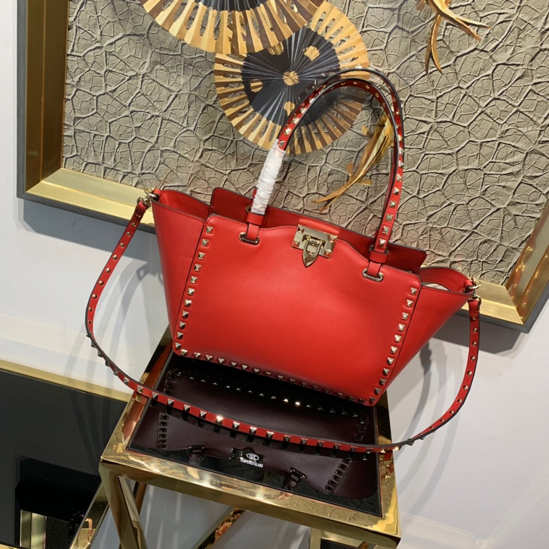 Valentino Leather Rockstud Tote Bag Red Pony-style calfskin ref.1310704 – Joli Closet