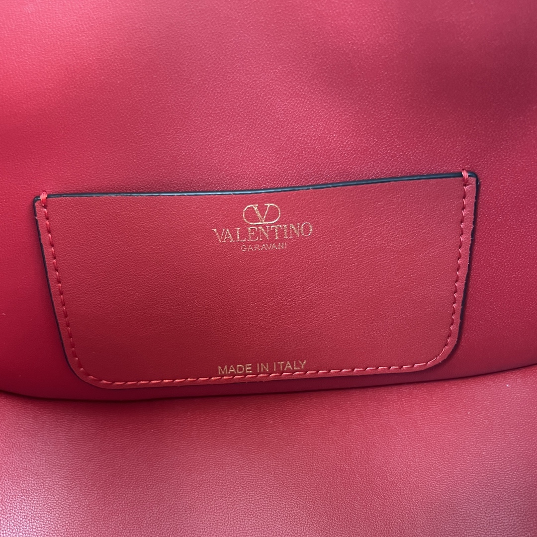 Valentino 0079