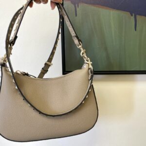 Valentino 00829