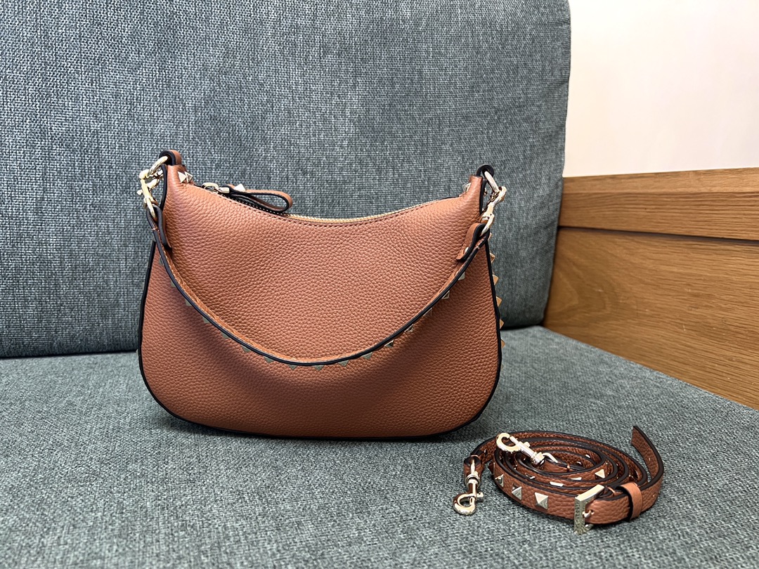 Valentino Garavani Small Rockstud Shoulder Bag | Brown