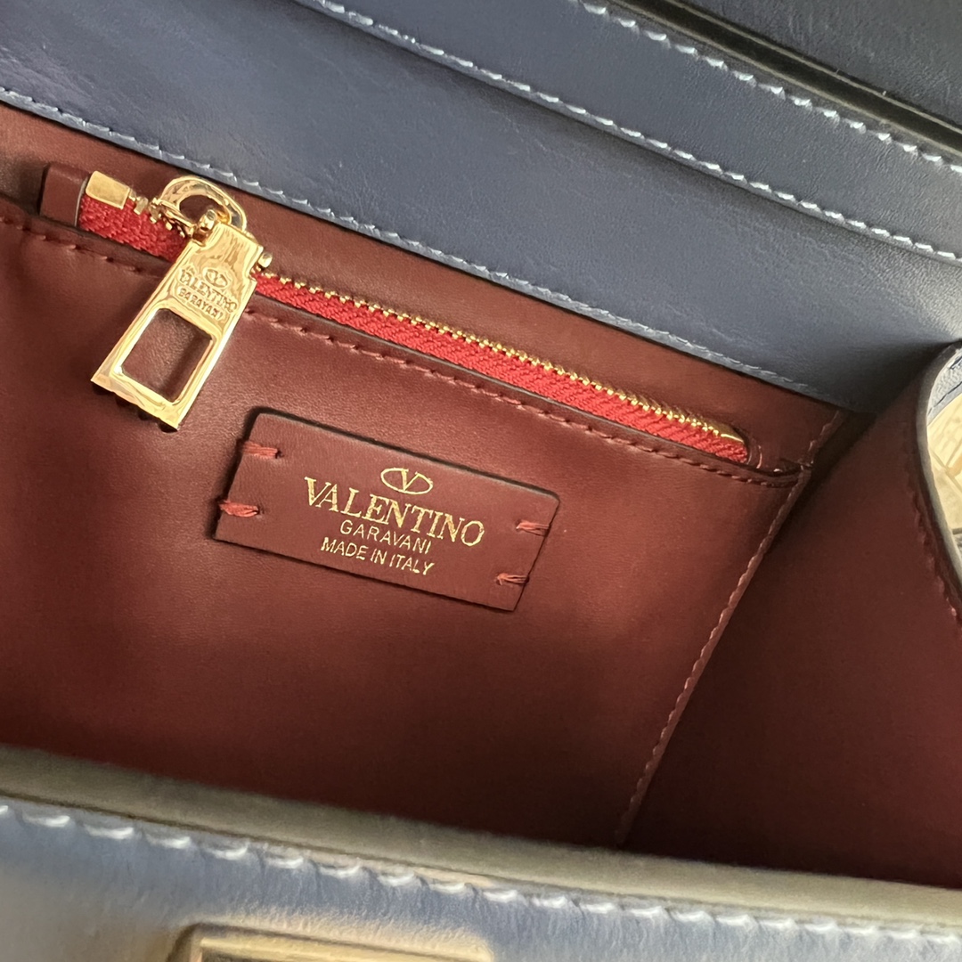 Valentino 00929