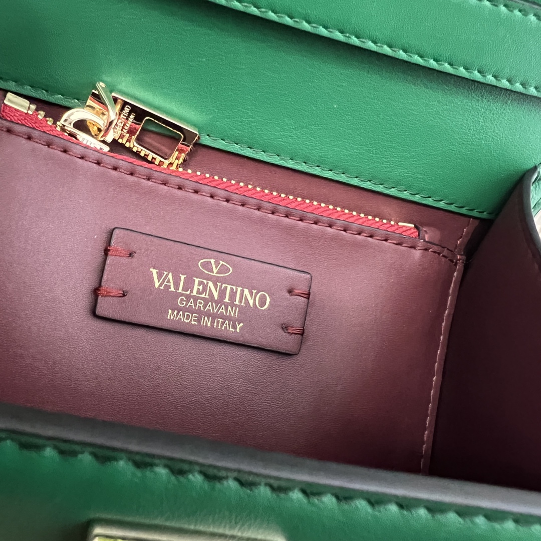 Valentino 00979
