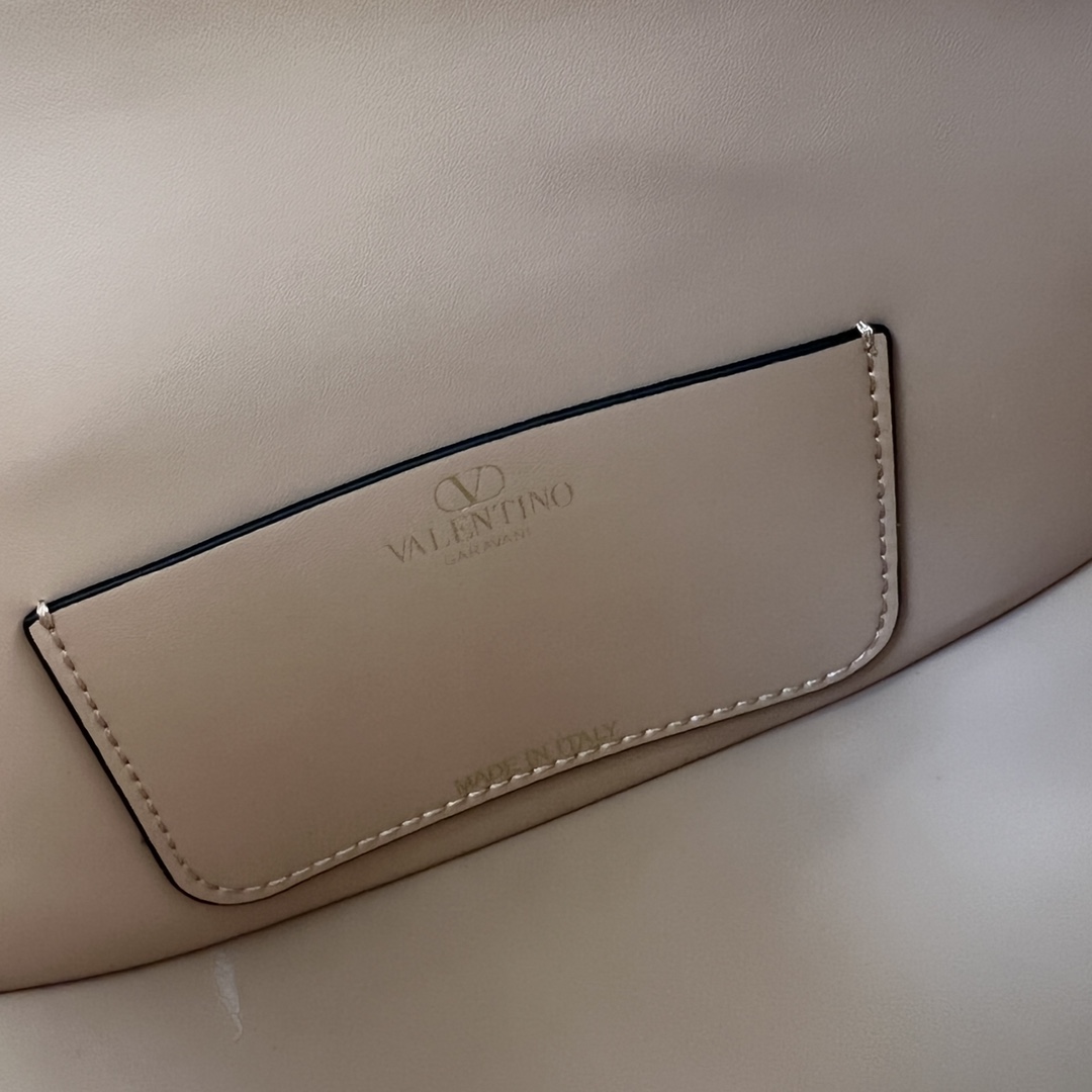 Valentino 0109