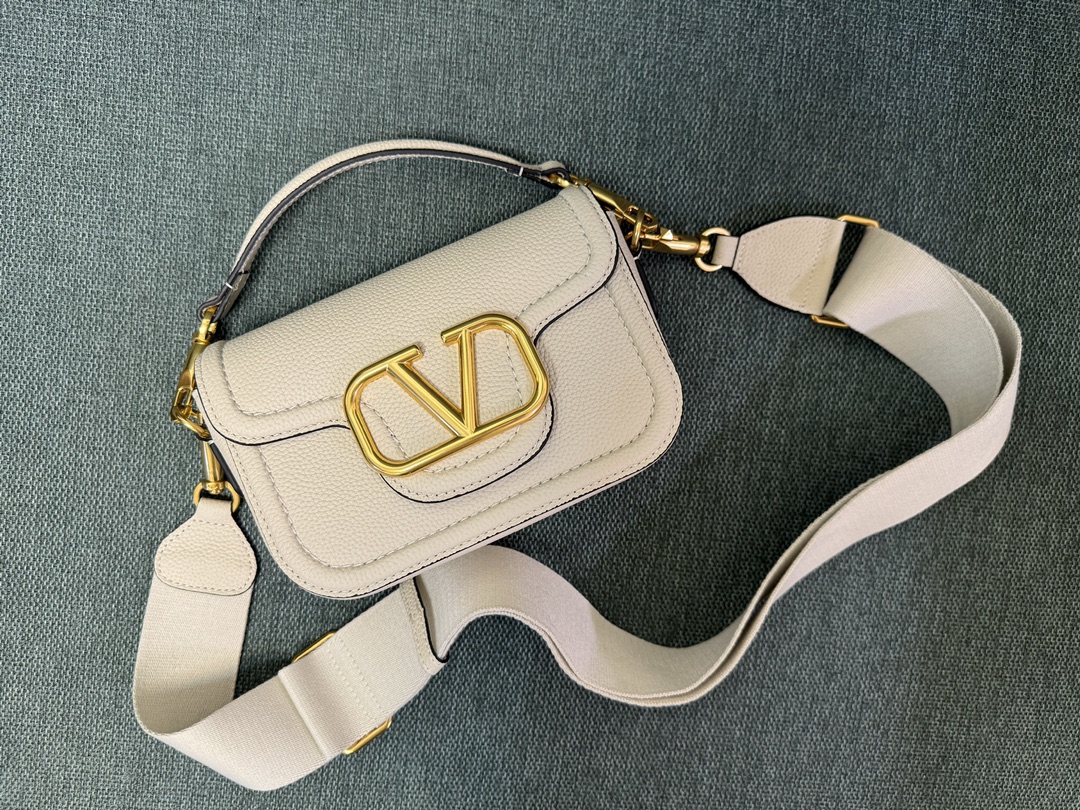Valentino Valentino Garavani Alltime Grainy Calfskin Shoulder Bag for