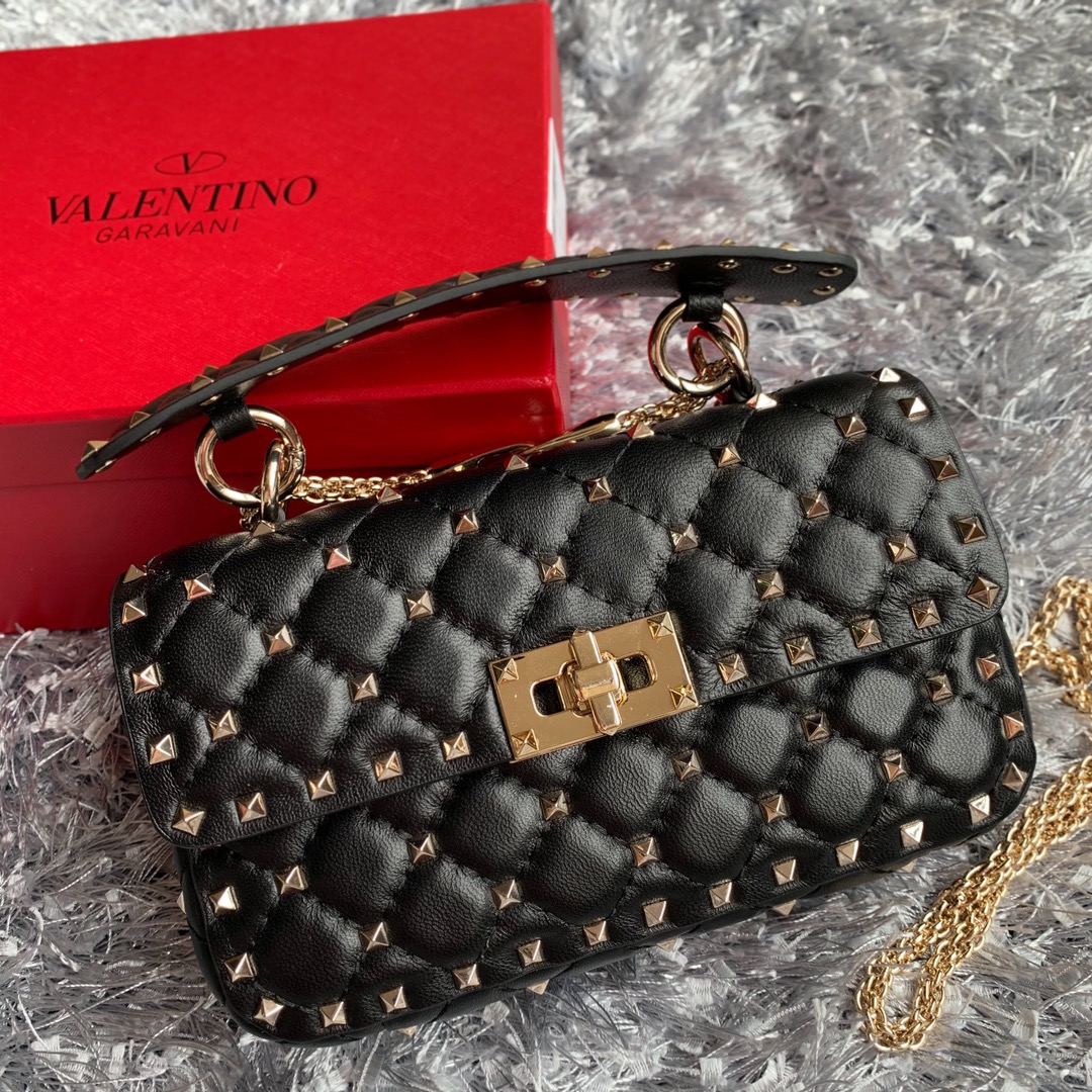 Valentino Garavani Shoulder Bag in Red Leather Black