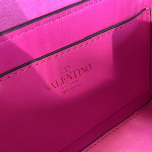 Valentino  0119