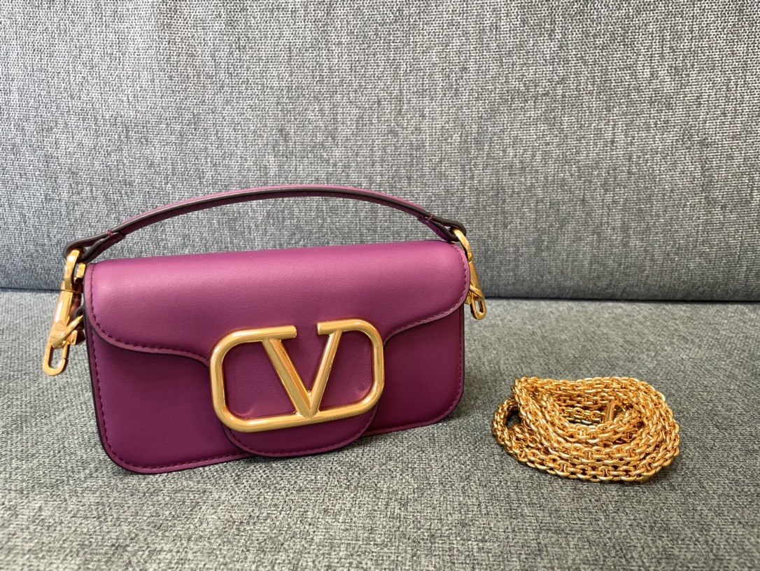 Valentino Small Leather Loco Bag – Pink Mini Bags, Handbags