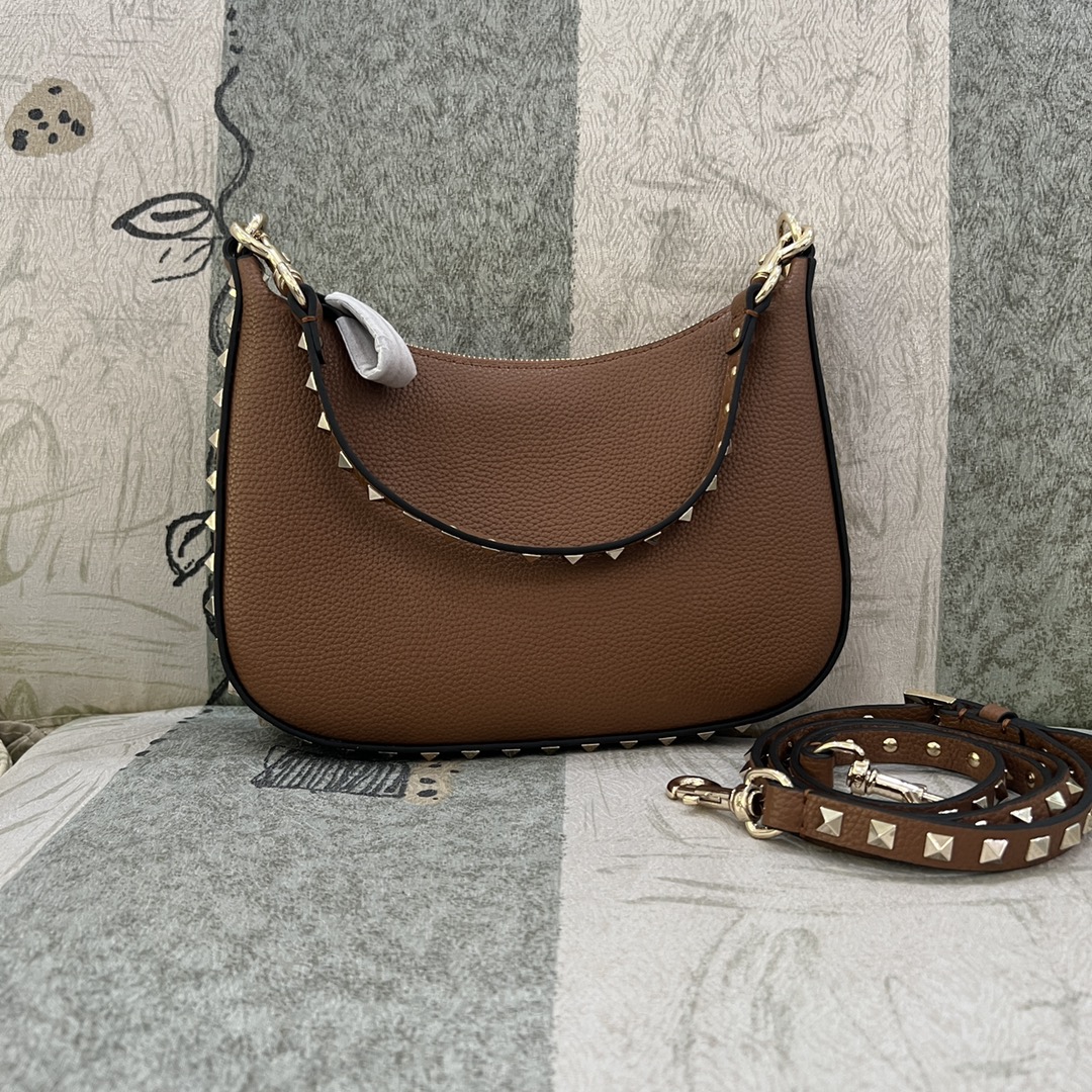 Valentino Rockstud Hobo Bag In Grainy Calfskin for Woman in Saddle
