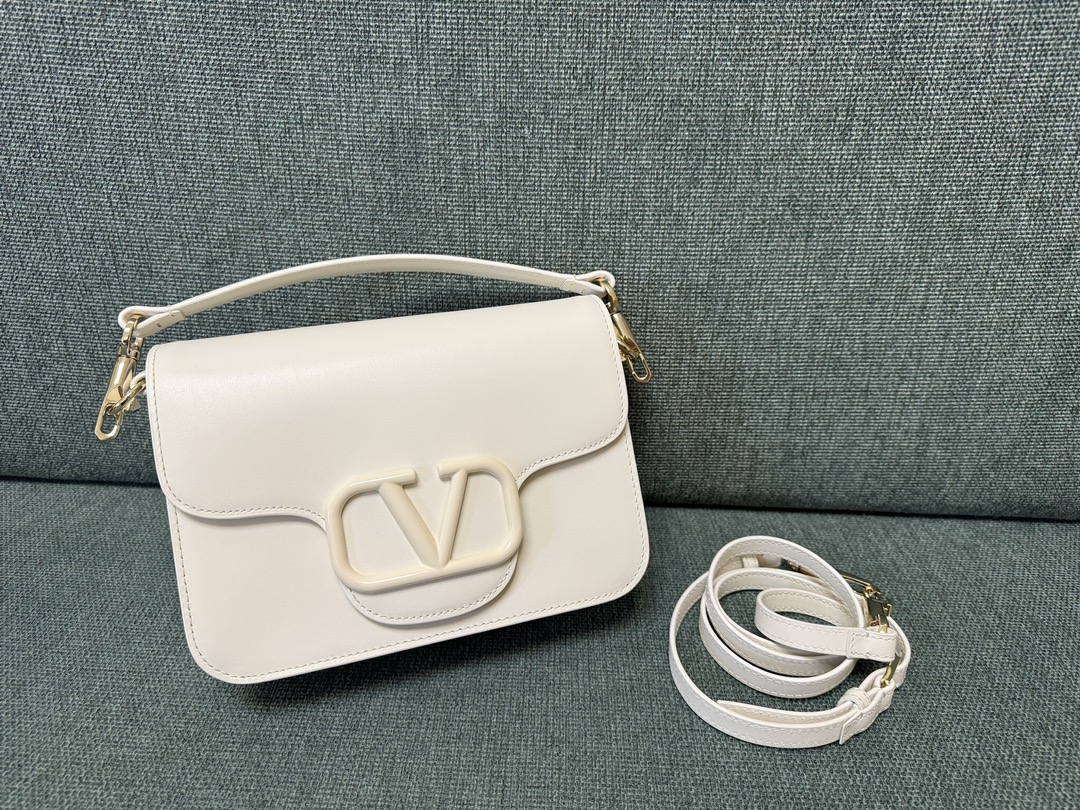 Valentino Garavani Shoulder bag – White – Women Valentino 0129