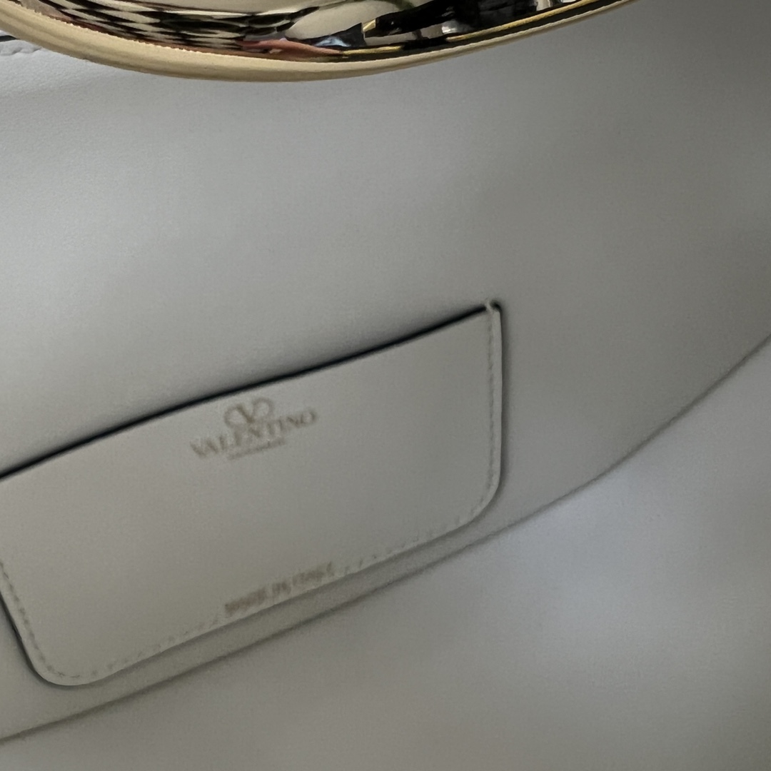 Valentino 0129