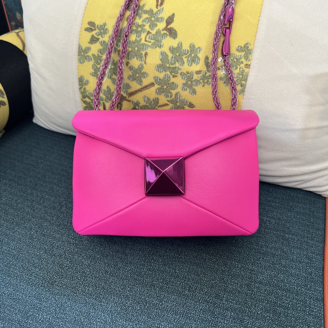 Valentino One Stud Shoulder Bag – Pink Shoulder Bags,