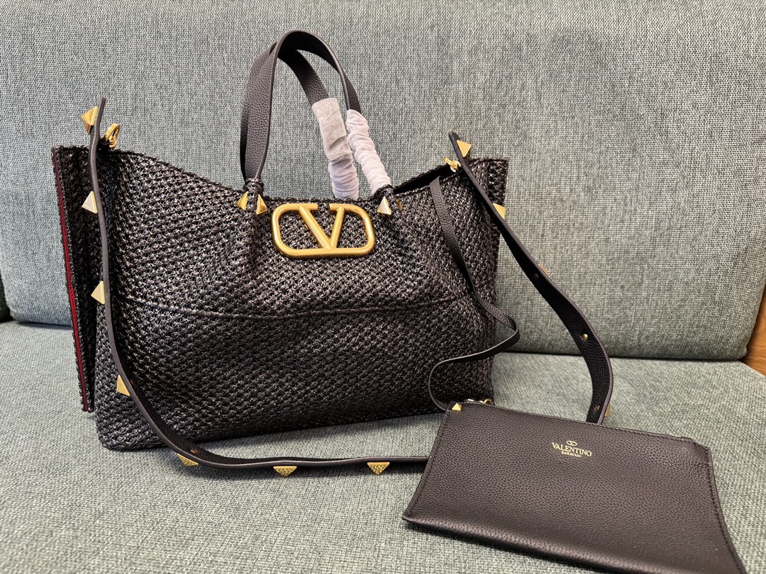 Valentino Medium Straw Summer Tote Bag Valentino 0149