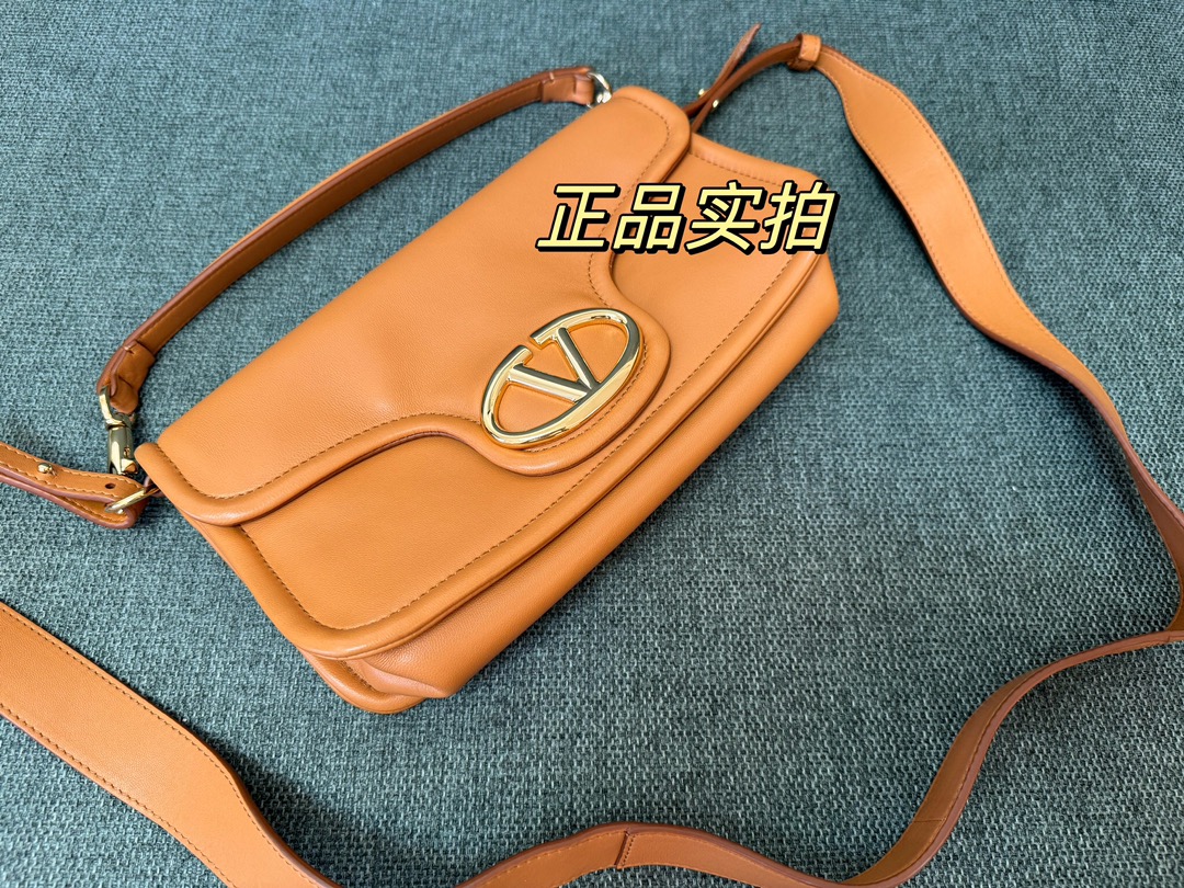 Valentino Garavani VLogo Signature Leather Shoulder Bag