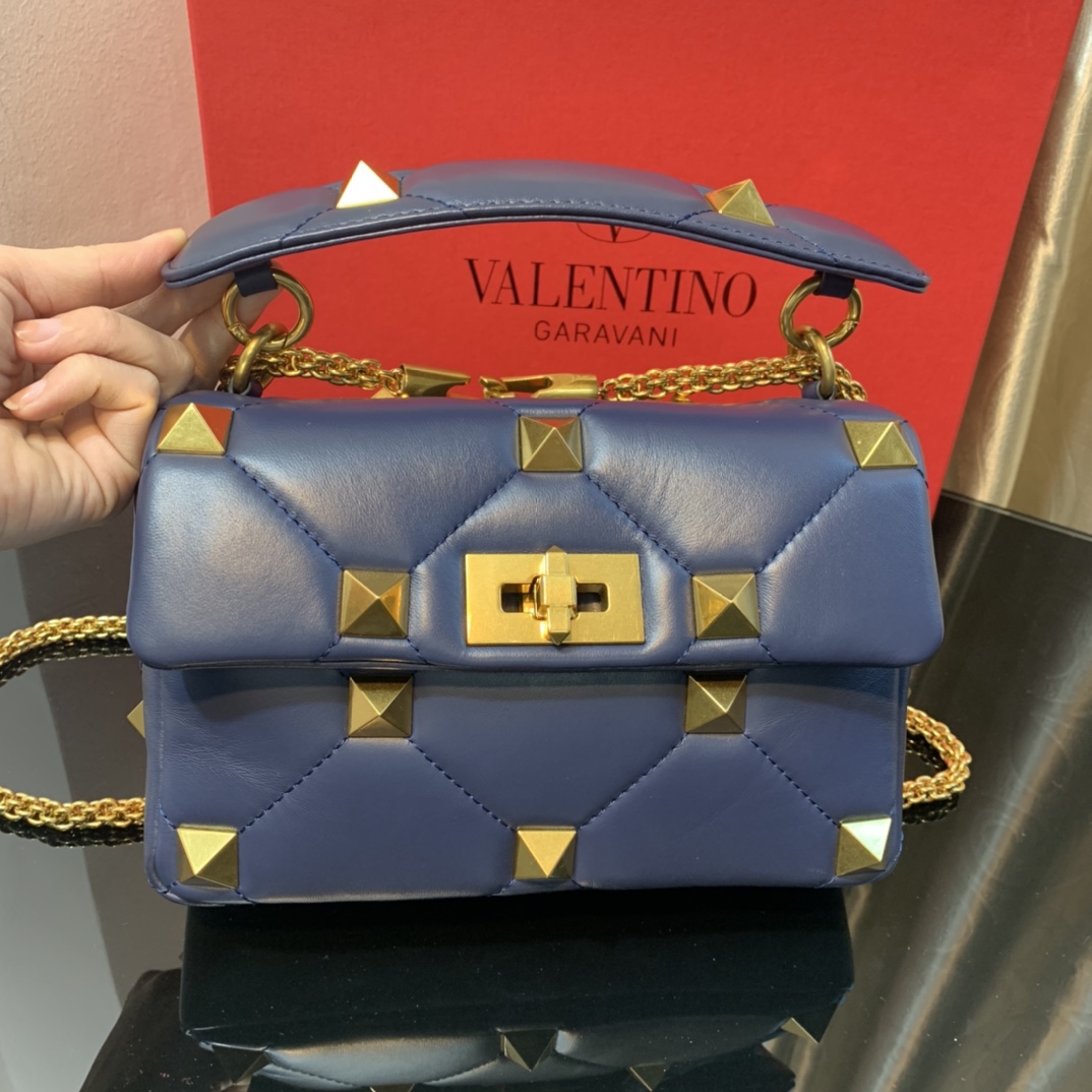 Valentino Navy Blue Quilted Roman Stud Crossbody GHW Chain 2VAL0407C | eBay