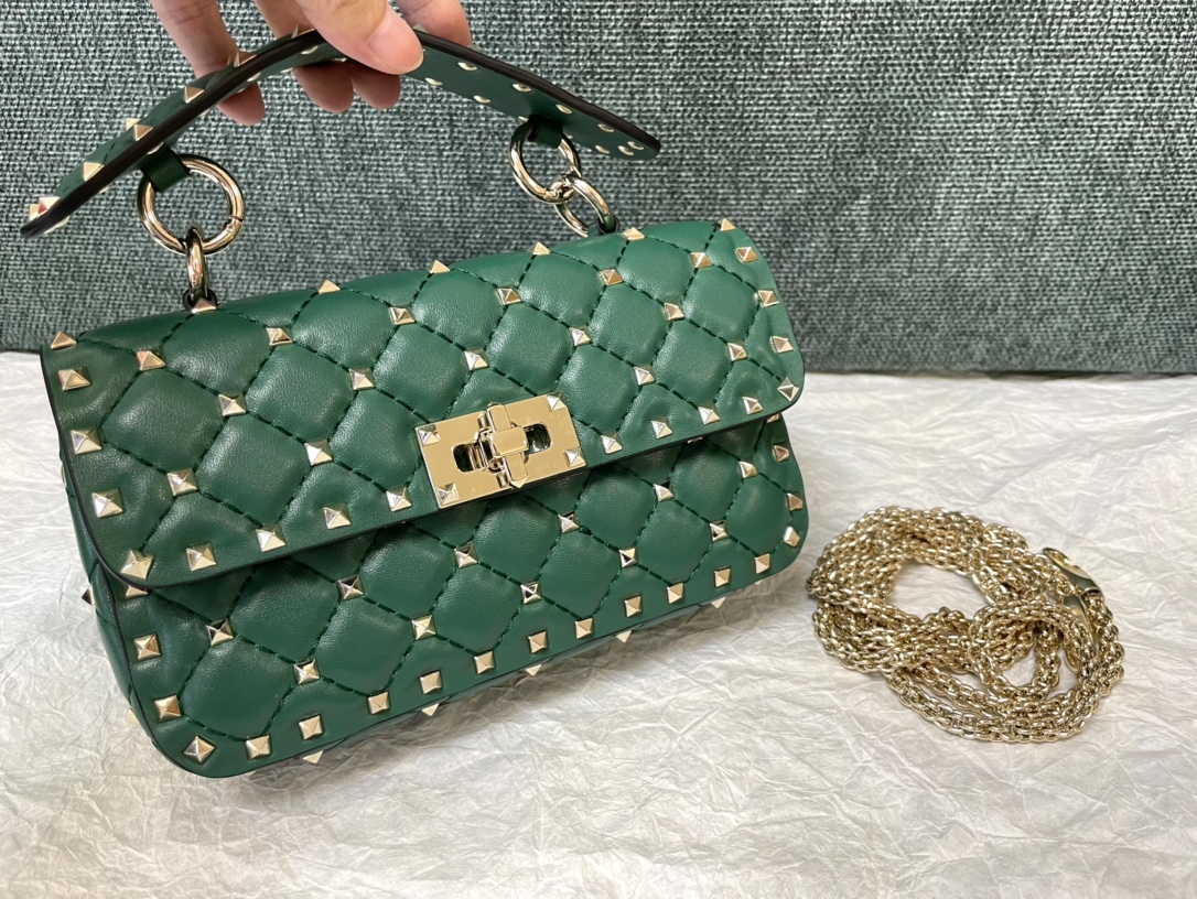 Valentino Garavani Rockstud Spike Mini Bag In Green –