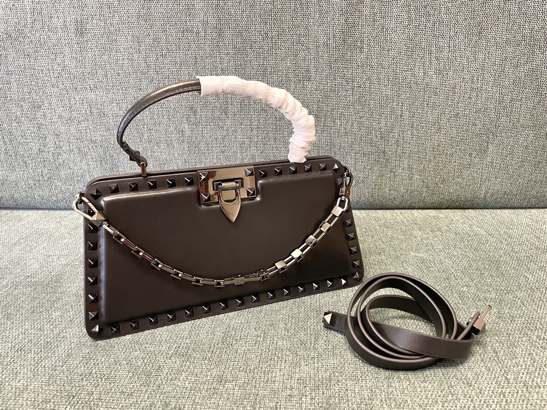Valentino Garavani Rockstud Tote Bag | Black BROWN