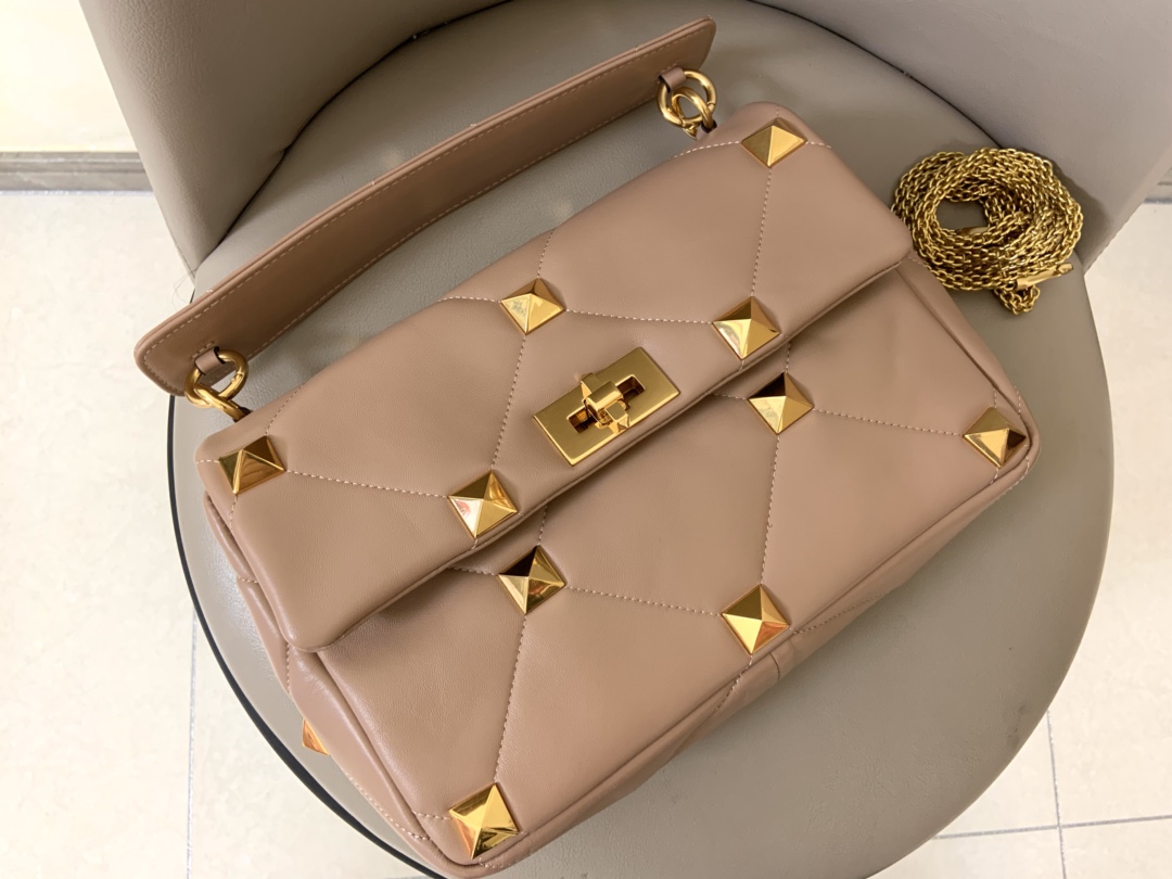 VALENTINO GARAVANI Nappa Large Roman Stud Shoulder Valentino 02229