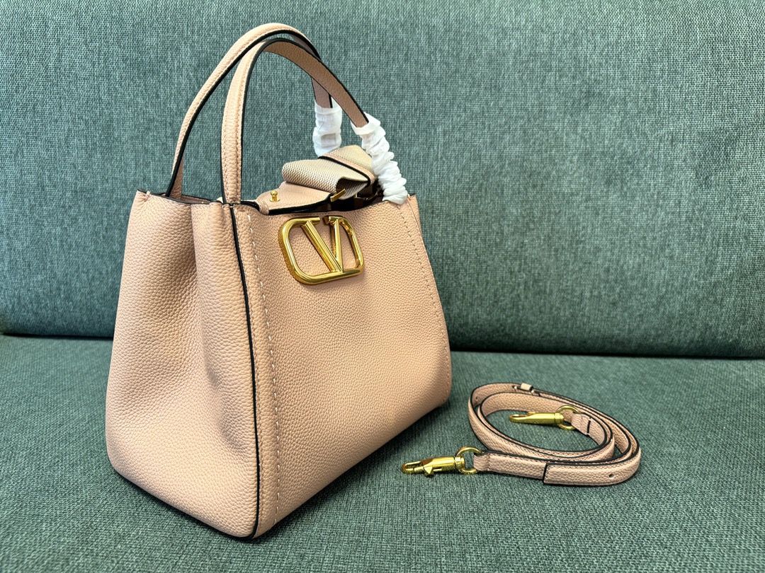 Valentino Garavani Alltime Medium Handbag in Grainy