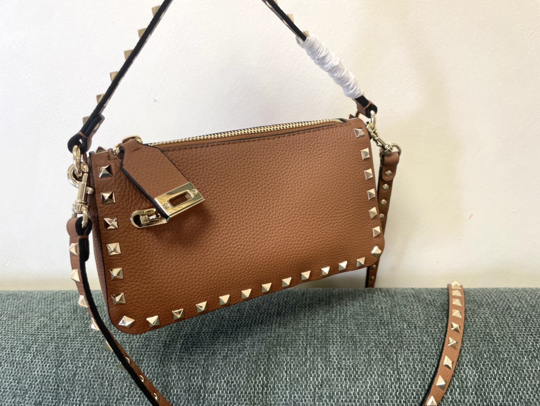Valentino Garavani Small Rockstud Shoulder Bag In brown