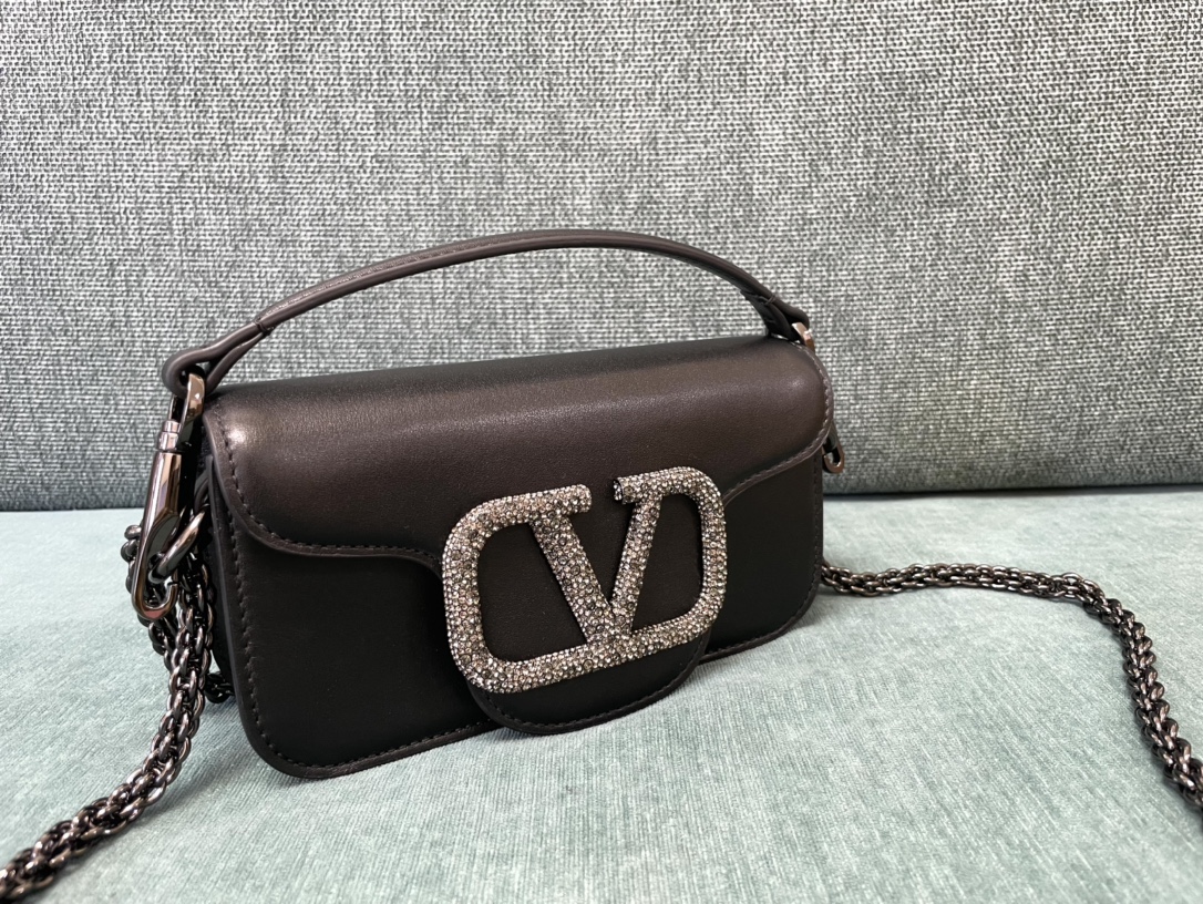 Valentino Vlogo Loco Small Leather Shoulder Bag Women’ black