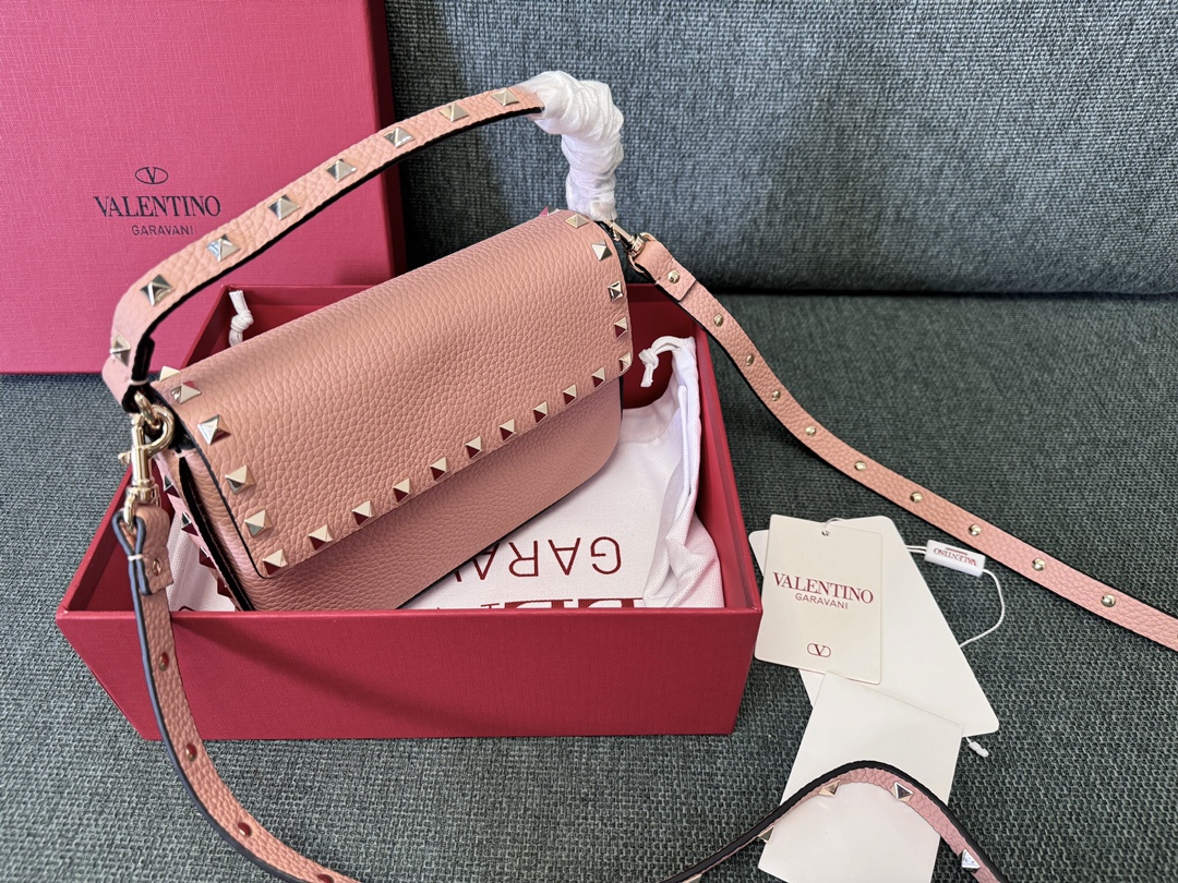 Valentino Rockstud Crossbody Bag – Pink Mini Bags, Handbags – VAL473275