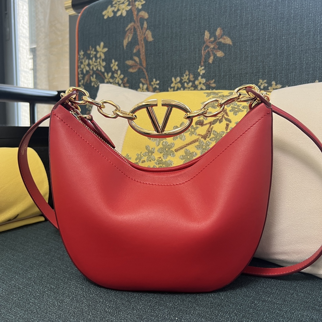 VLogo Moon Mini leather tote bag in red – Valentino Garava