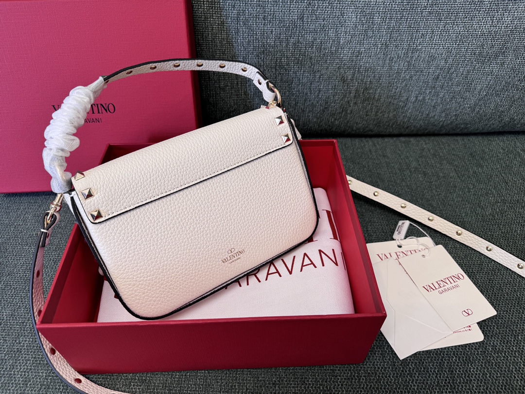 Valentino Garavani Rockstud Mini Bag | White |