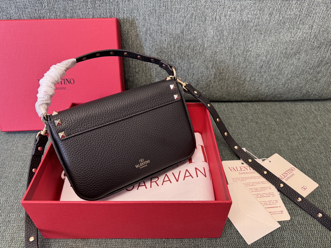 Valentino Garavani Rockstud Top Handle Shoulder Bag –