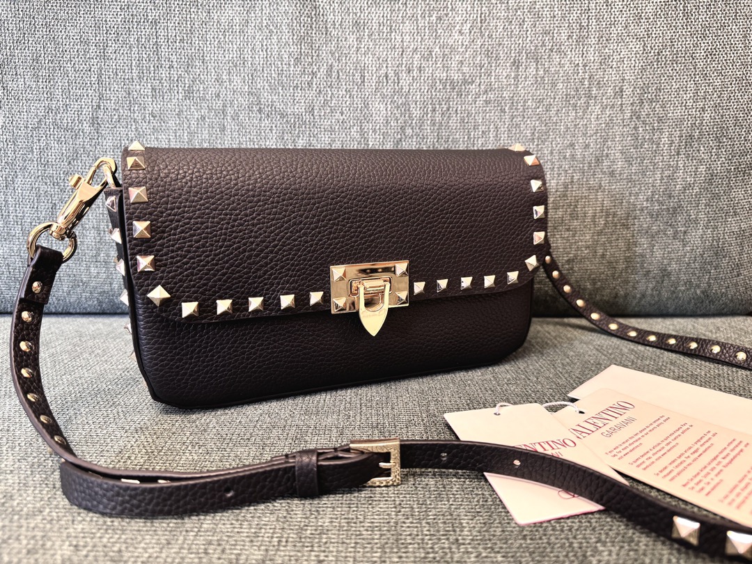 Valentino Garavani Rockstud crossbody bag for Women black