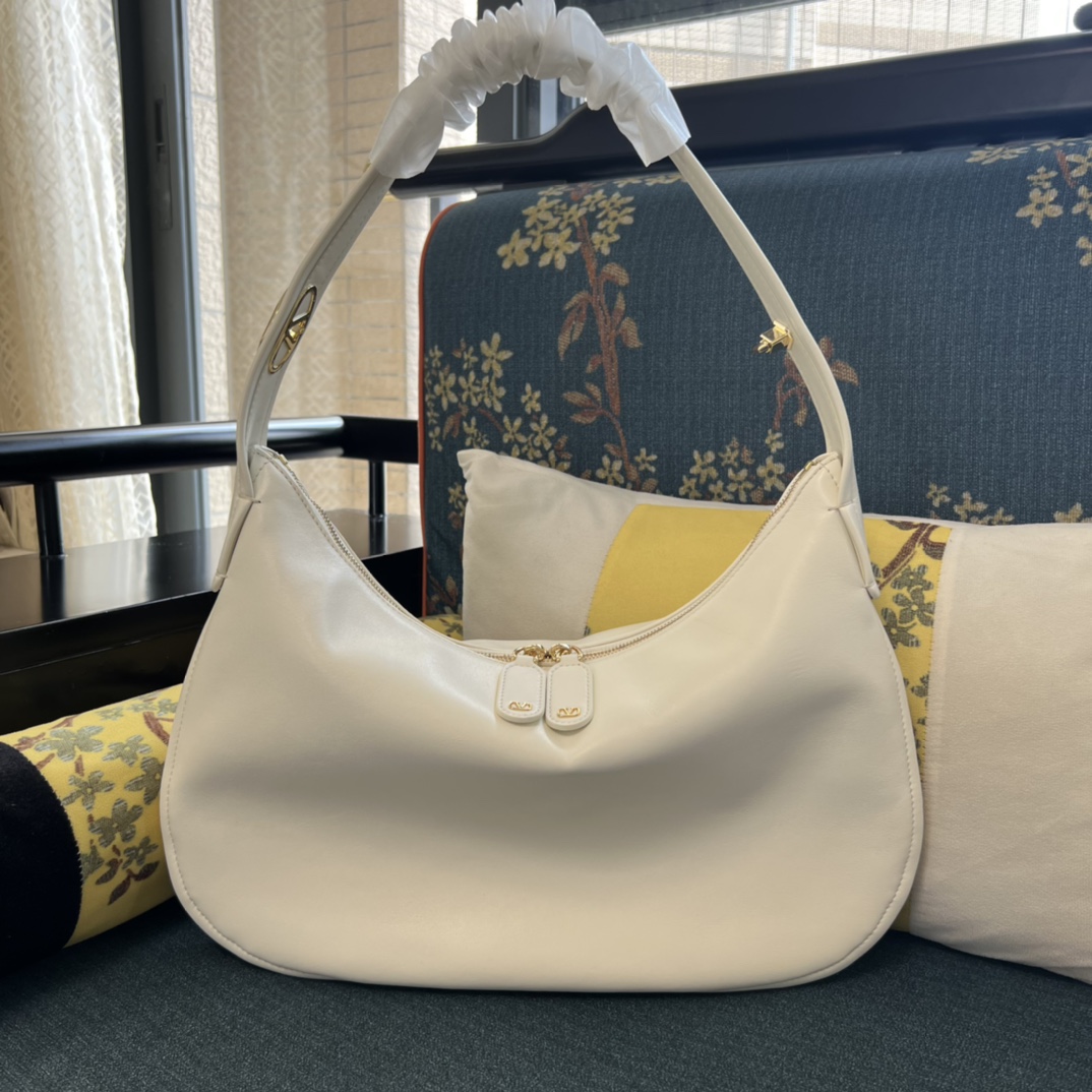 Valentino Garavani Go Hobo Leather tote-bag | WHITE