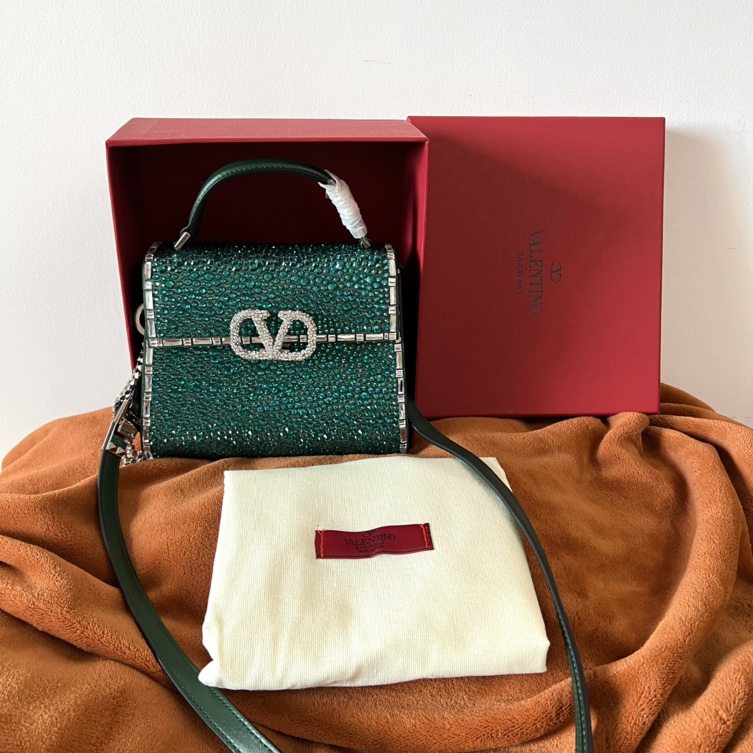 Valentino Garavani VSLING Mini Tote Bag | Green |