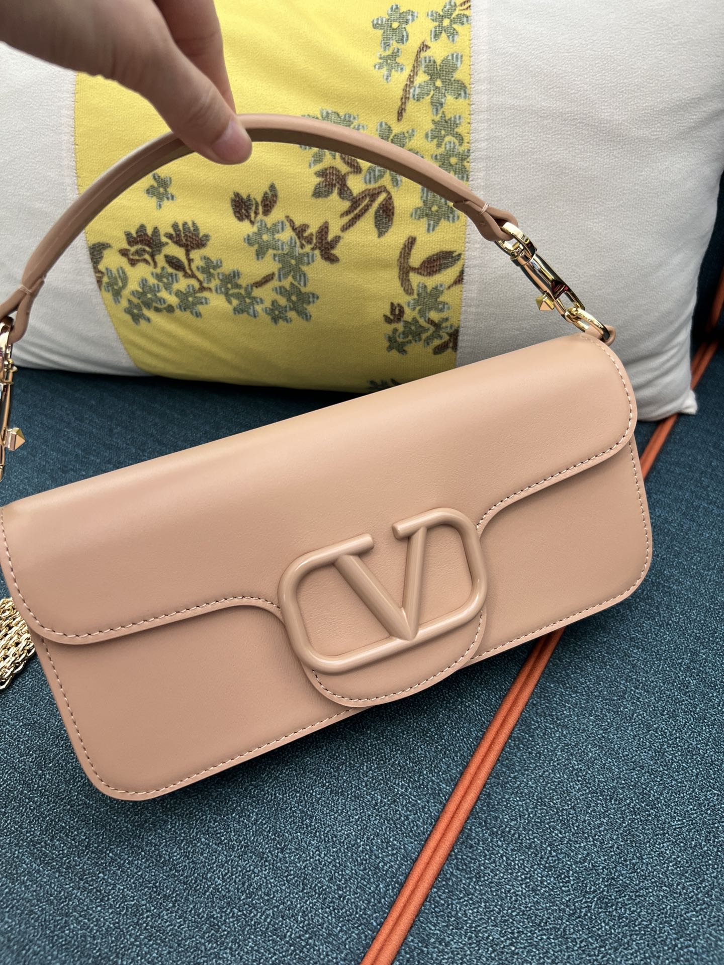 Valentino Garavani Locò Leather Shoulder Bag | Neutrals