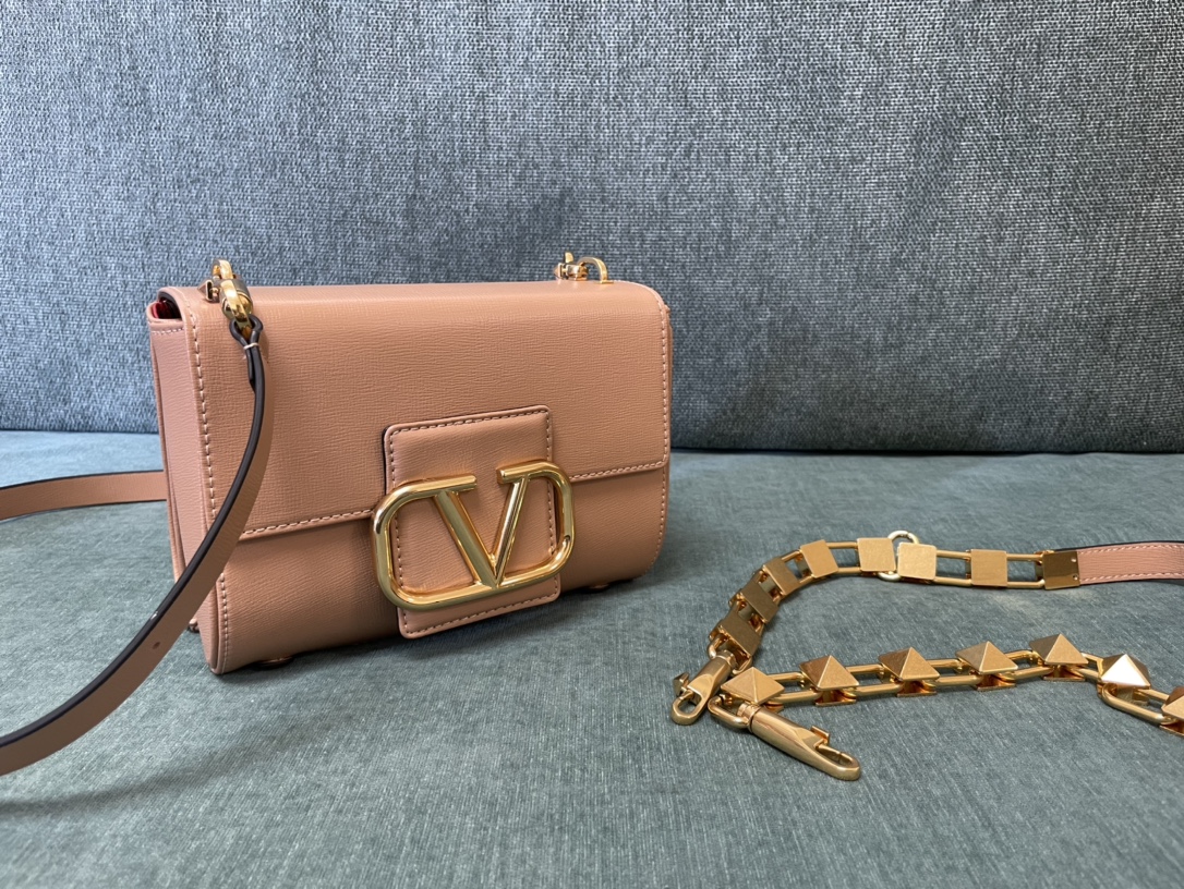 Valentino Garavani ​V-Ring Leather Shoulder Bag on SALE Valentino 0449