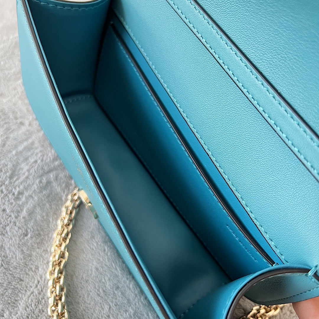 Valentino 0609
